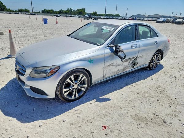 2016 MERCEDES-BENZ C C300