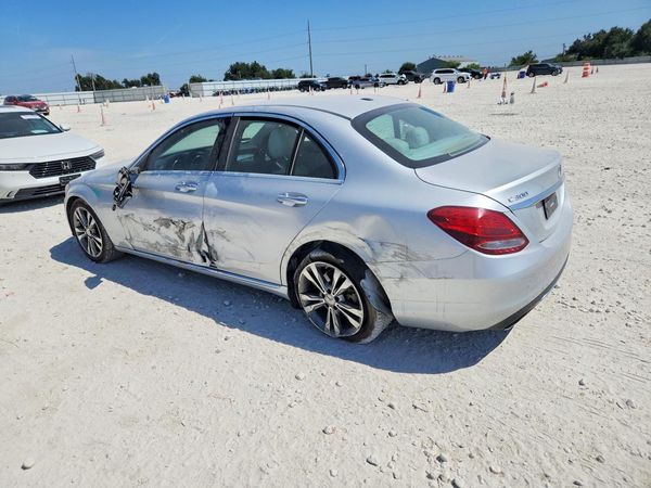2016 MERCEDES-BENZ C C300