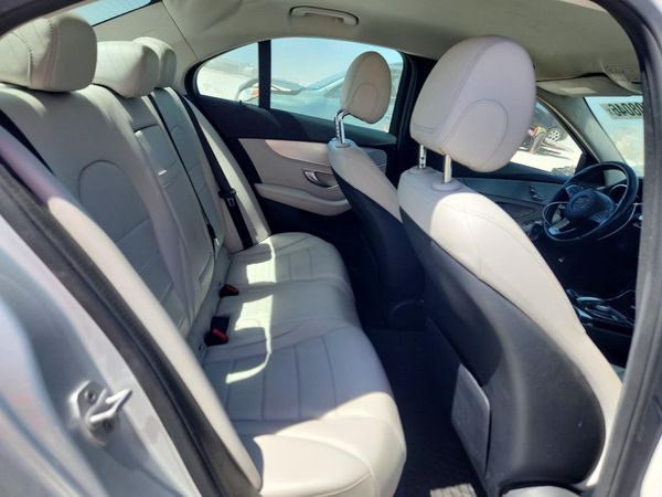 2016 MERCEDES-BENZ C C300