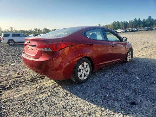 2013 HYUNDAI ELANTRA