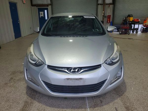 2016 HYUNDAI ELANTRA