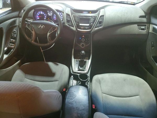 2016 HYUNDAI ELANTRA