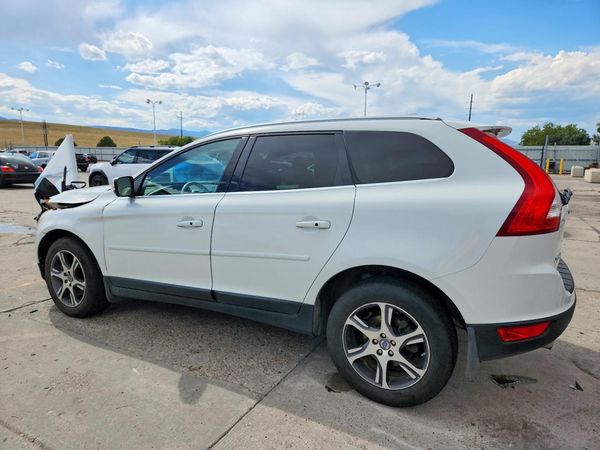 2013 VOLVO XC60