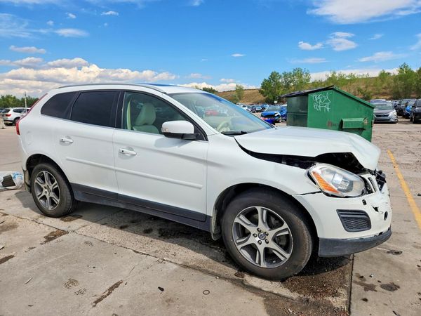 2013 VOLVO XC60
