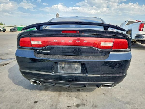 2013 DODGE CHARGER SXT