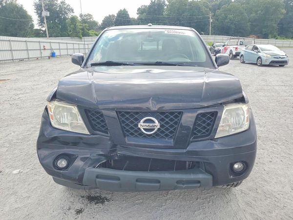 2018 NISSAN FRONTIER