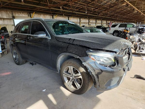 2018 MERCEDES-BENZ GLC GLC 300-4M