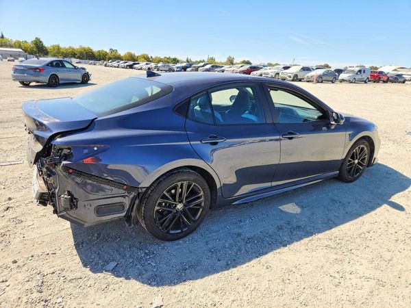 2026 TOYOTA CAMRY