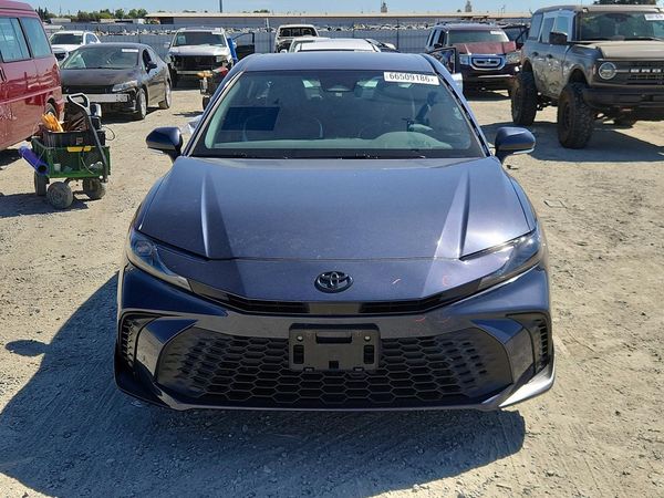 2026 TOYOTA CAMRY