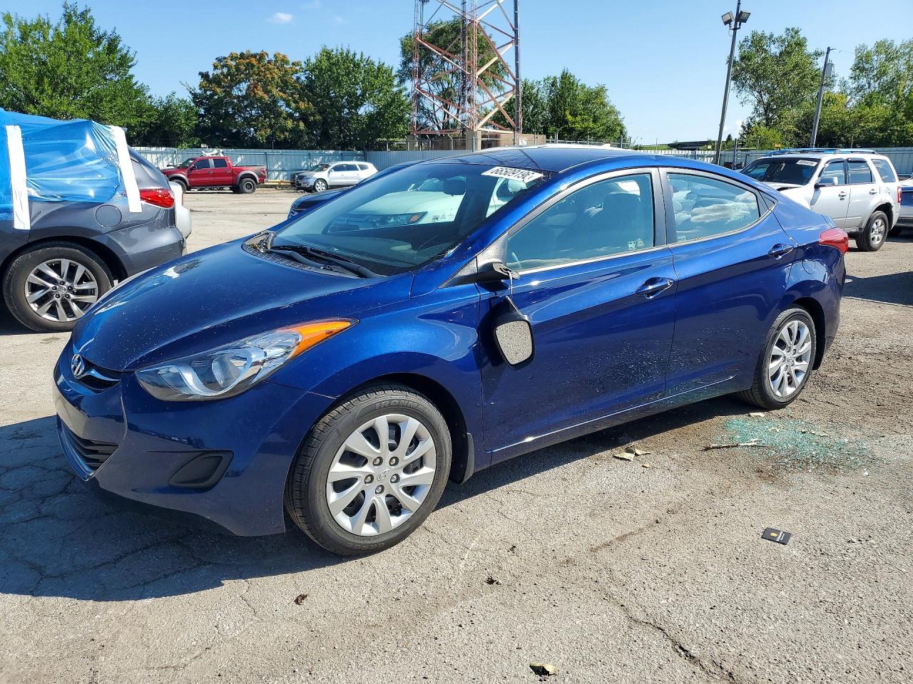 2013 HYUNDAI ELANTRA