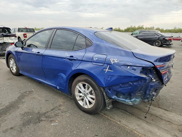 2025 TOYOTA CAMRY