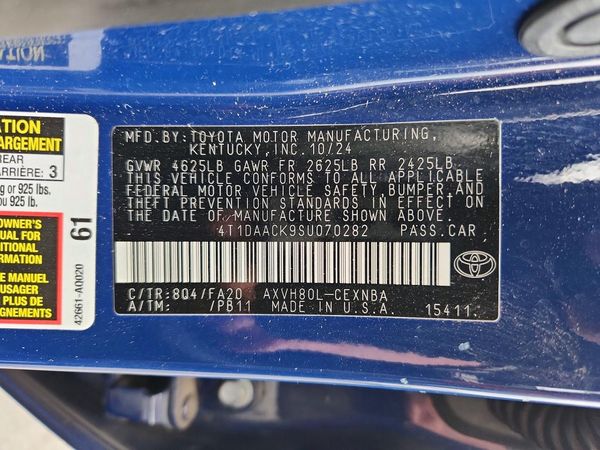 2025 TOYOTA CAMRY