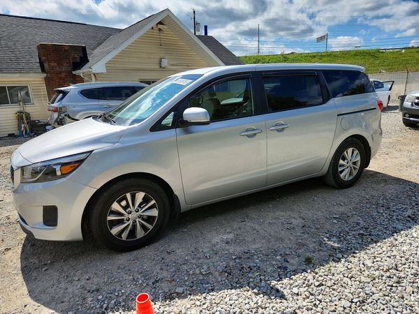 2018 KIA SEDONA