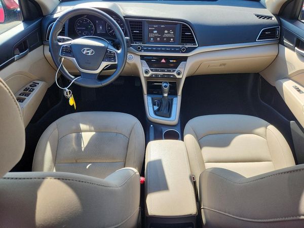 2017 HYUNDAI ELANTRA