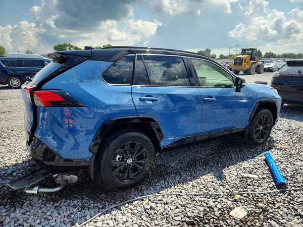 2025 TOYOTA RAV4 XSE