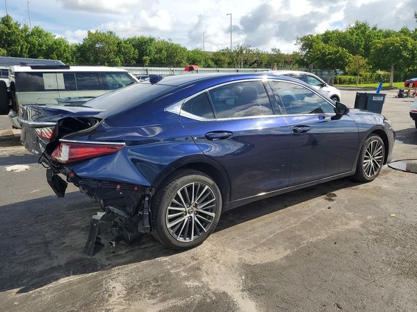 2022 LEXUS ES 350