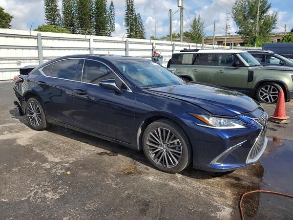 2022 LEXUS ES 350