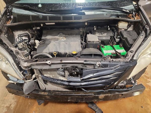 2014 TOYOTA SIENNA