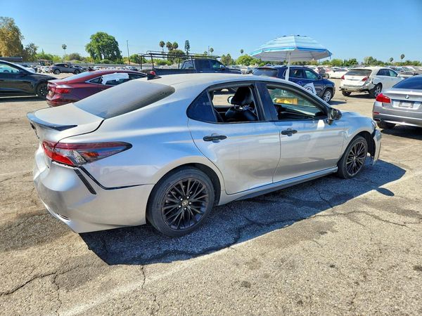 2022 TOYOTA CAMRY