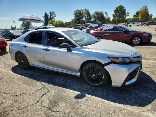 2022 TOYOTA CAMRY