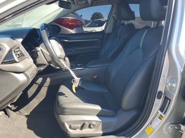 2022 TOYOTA CAMRY