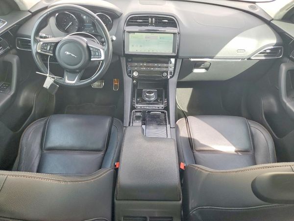 2019 JAGUAR F-PACE Prestige