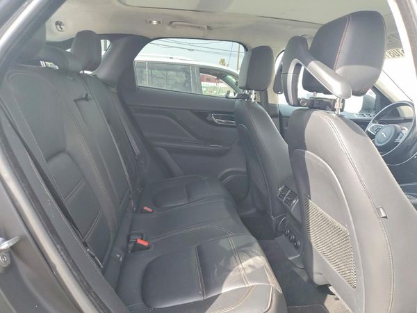 2019 JAGUAR F-PACE Prestige
