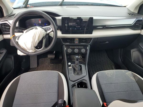 2025 VOLKSWAGEN TAOS