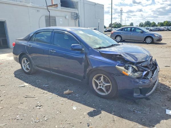 2012 TOYOTA COROLLA