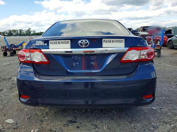 2012 TOYOTA COROLLA