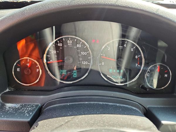 2012 JEEP LIBERTY Jet