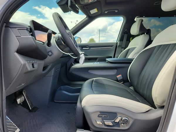 2026 KIA EV9