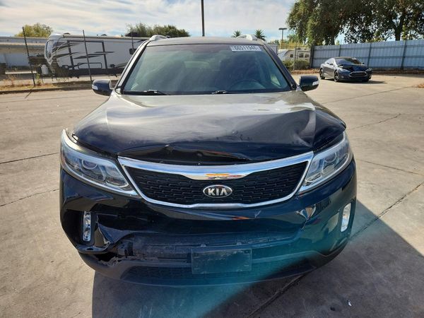 2015 KIA SORENTO GL
