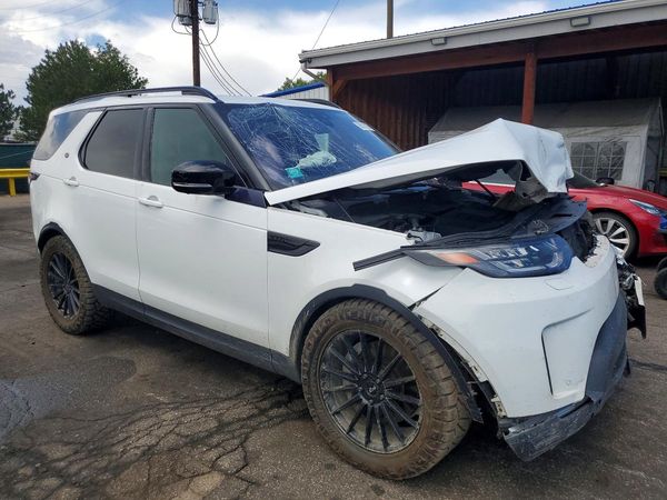 2018 LAND ROVER DISCOVERY HSE Luxury
