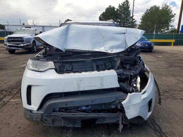2018 LAND ROVER DISCOVERY HSE Luxury