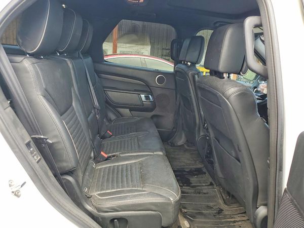 2018 LAND ROVER DISCOVERY HSE Luxury