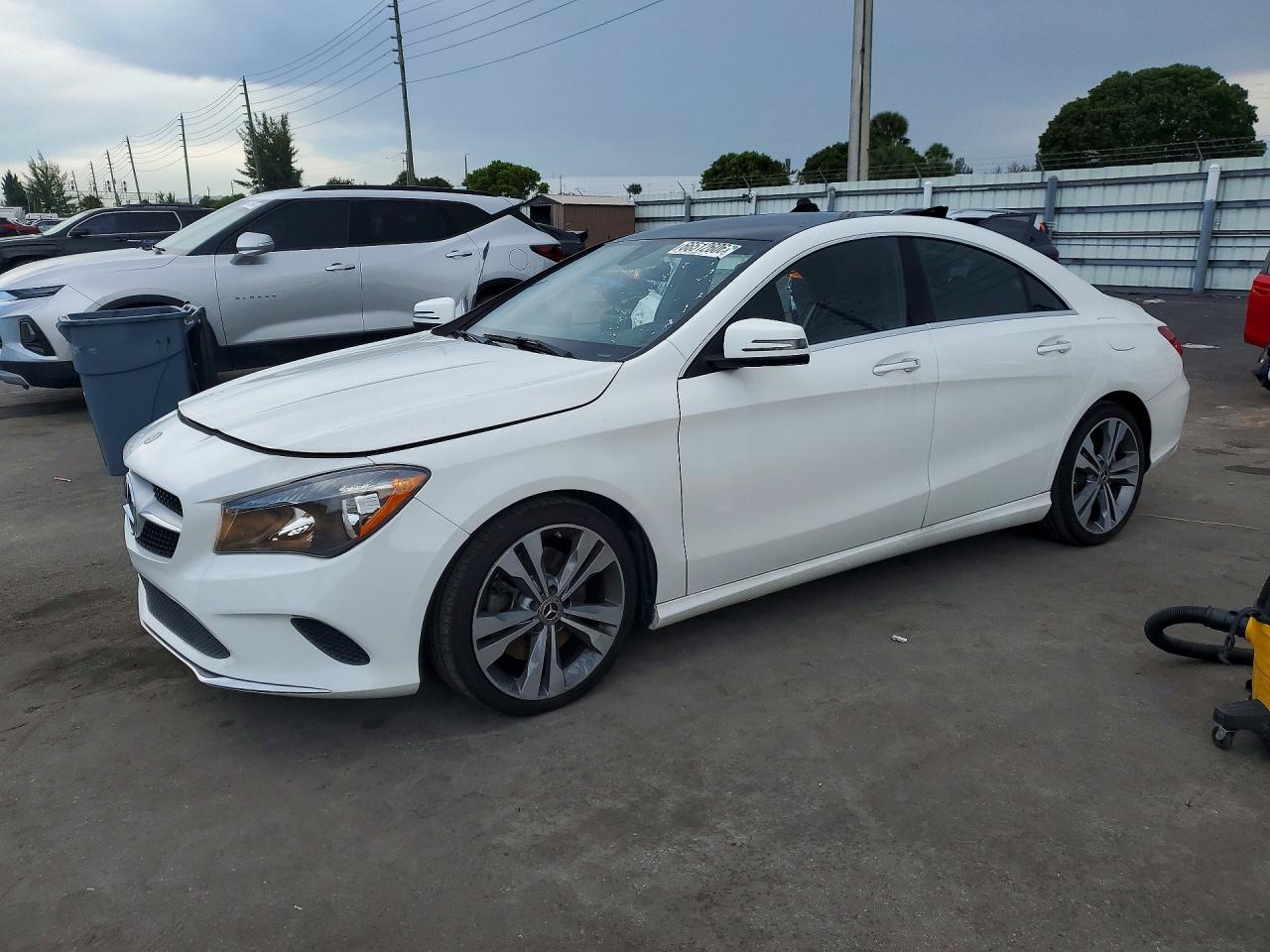 2019 MERCEDES-BENZ CLA