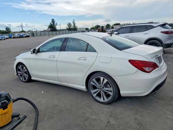 2019 MERCEDES-BENZ CLA