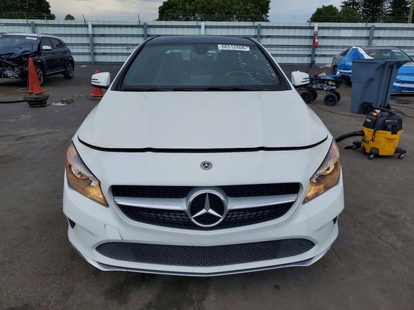 2019 MERCEDES-BENZ CLA
