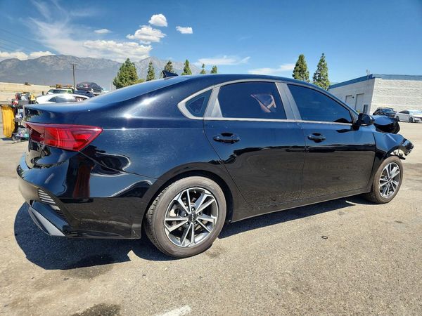 2022 KIA FORTE