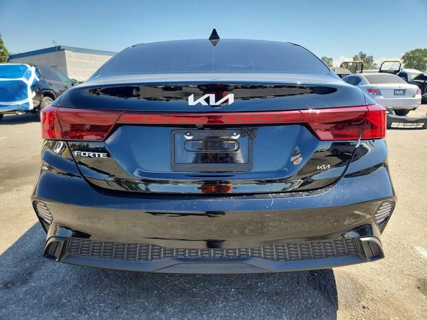 2022 KIA FORTE
