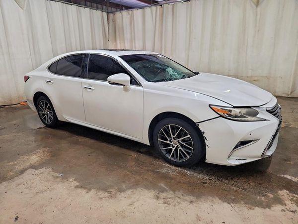 2017 LEXUS ES 350