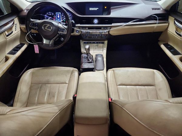 2017 LEXUS ES 350