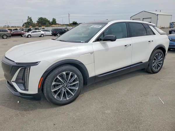2024 CADILLAC LYRIQ