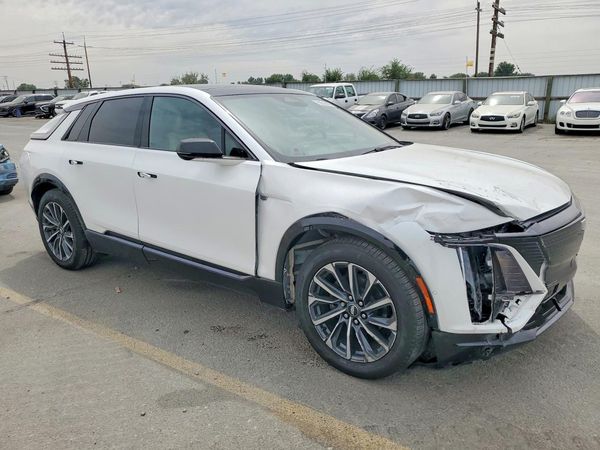 2024 CADILLAC LYRIQ