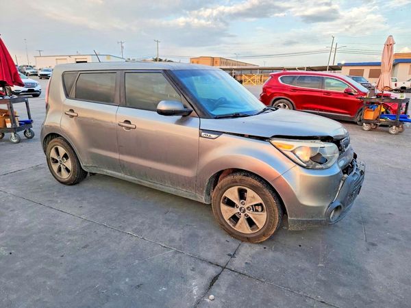 2015 KIA SOUL