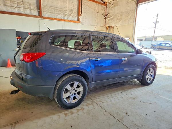 2012 CHEVROLET TRAVERSE LT
