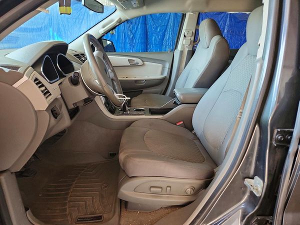 2012 CHEVROLET TRAVERSE LT