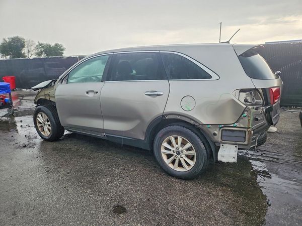 2019 KIA SORENTO