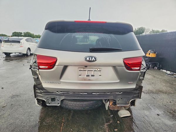 2019 KIA SORENTO